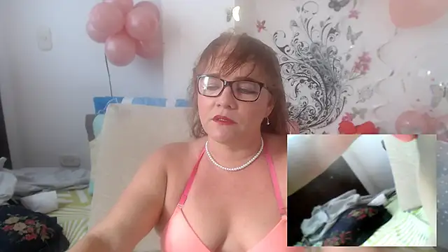 Snapshot of selenax2023 chatting on 02.23.25 selenax2023 online show from 02.23.25