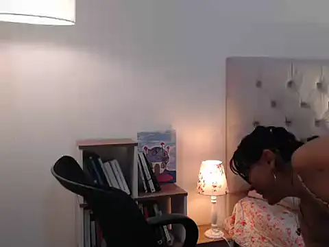 Snapshot of camii_7 chatting on 11.06.25 camii 7 online show from 11.06.25