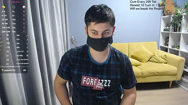 Snapshot of Tomguys chatting on 02.25.26 Tomguys online show from 02.25.26