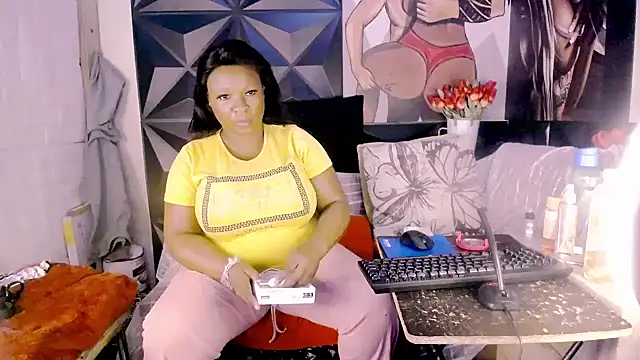 Snapshot of Ebonyfancyface chatting on 06.25.26 Ebonyfancyface online show from 06.25.26
