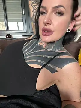 InkedBiitch online show from 02.23.25