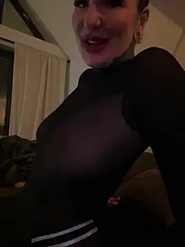 InkedBiitch online show from 03.17.25