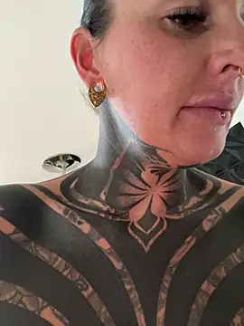 InkedBiitch online show from 10.26.25