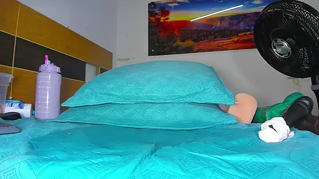  ebony-queen  online show from 03.05.25