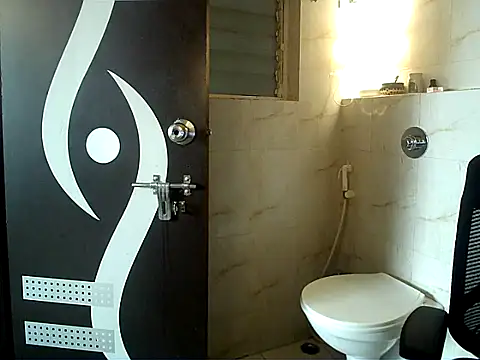 Snapshot of king_kong_india1 chatting on 10.01.25 king kong india1 online show from 10.01.25