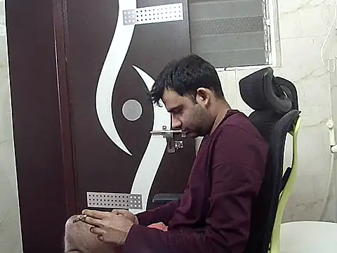 Snapshot of king_kong_india1 chatting on 01.09.26 king kong india1 online show from 01.09.26