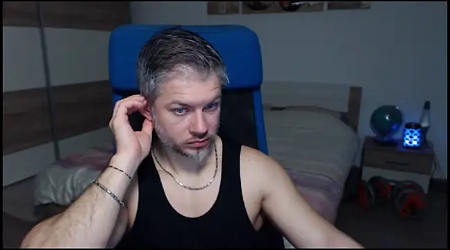 RobbyShawz online show from 12.23.24