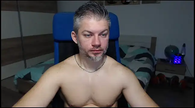 RobbyShawz online show from 01.04.25