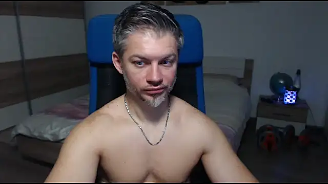 RobbyShawz online show from 02.15.25