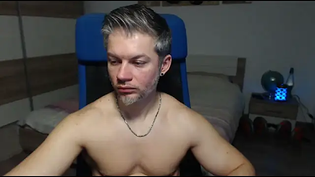 RobbyShawz online show from 02.22.25