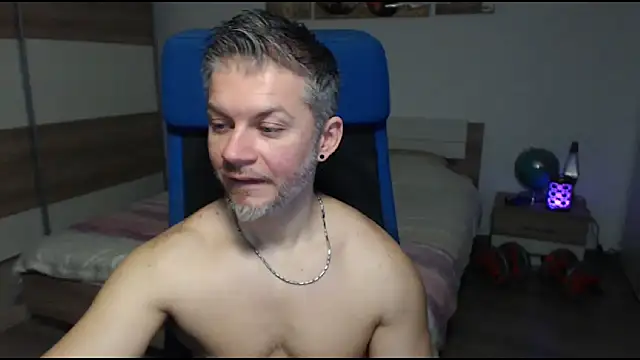 RobbyShawz online show from 03.05.25