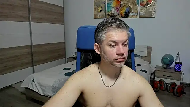 Snapshot of RobbyShawz chatting on 04.21.26 RobbyShawz online show from 04.21.26