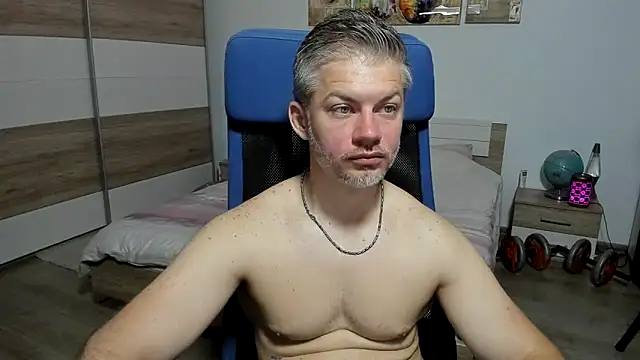 Snapshot of RobbyShawz chatting on 06.03.26 RobbyShawz online show from 06.03.26