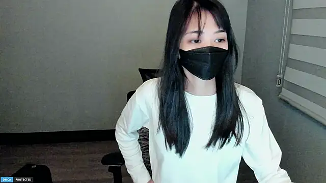 Snapshot of Ayase_momo chatting on 01.14.25 Ayase momo online show from 01.14.25