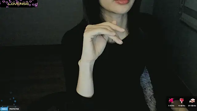 Snapshot of Ayase_momo chatting on 03.17.25 Ayase momo online show from 03.17.25