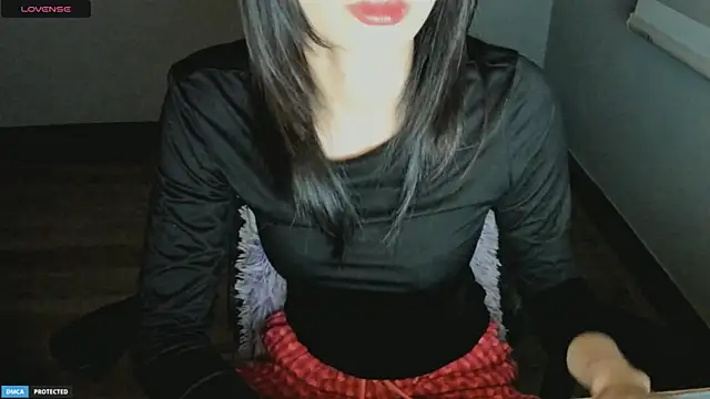 Snapshot of Ayase_momo chatting on 03.21.25 Ayase momo online show from 03.21.25