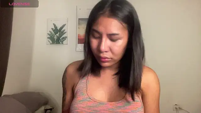 Snapshot of Alaia_Pope chatting on 03.25.26 Alaia Pope online show from 03.25.26