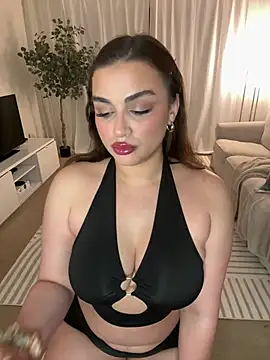 Snapshot of Celinaax chatting on 03.05.25 Celinaax online show from 03.05.25