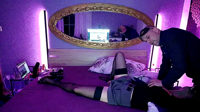 Snapshot of hot_time_22 chatting on 12.31.24 hot time 22 online show from 12.31.24