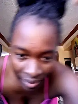 Snapshot of _cutemelania chatting on 02.07.25 cutemelania online show from 02.07.25