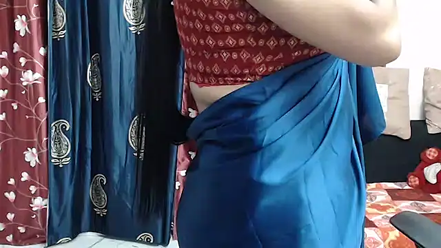 Snapshot of Naiaa-mylove chatting on 07.12.26 Naiaa-mylove online show from 07.12.26