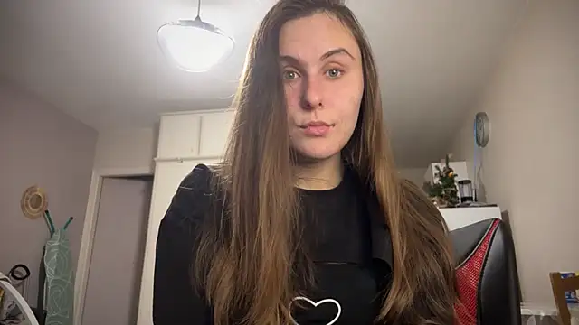 Snapshot of Emma_just chatting on 12.15.24 Emma just online show from 12.15.24