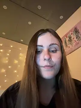 Snapshot of Emma_just chatting on 03.21.25 Emma just online show from 03.21.25