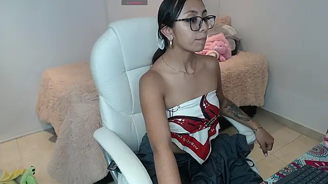 Gabi morales online show from 12.04.24