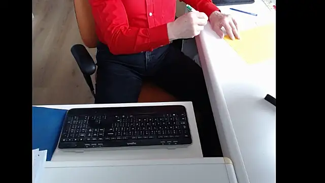 Snapshot of dutchpornking chatting on 05.17.26 dutchpornking online show from 05.17.26