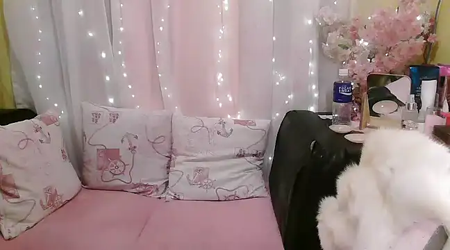 Snapshot of OhmyPinay chatting on 01.26.25 OhmyPinay online show from 01.26.25