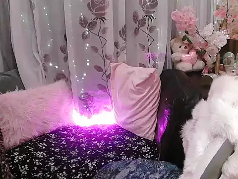 OhmyPinay online show from 12.04.25