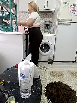 Snapshot of matbazell chatting on 02.03.26 matbazell online show from 02.03.26