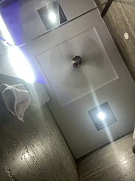 luciferdxm5 online show from 04.25.26