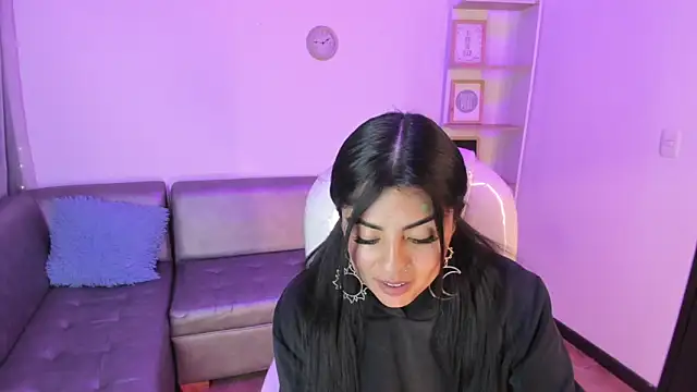 Catalinaa martinez online show from 12.12.24