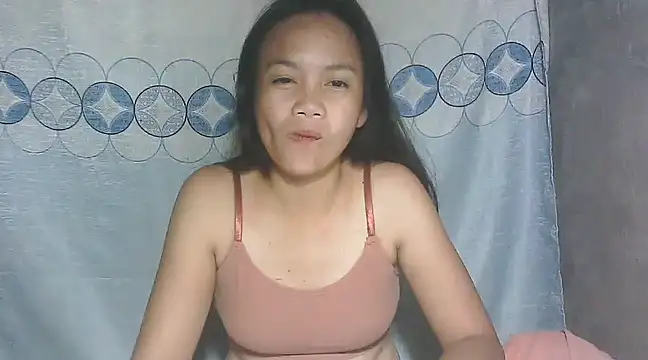 Snapshot of candy_baby1200 chatting on 03.15.25 candy baby1200 online show from 03.15.25