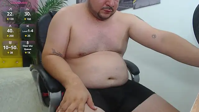 Snapshot of oso_dirty_ chatting on 03.13.25 oso dirty  online show from 03.13.25