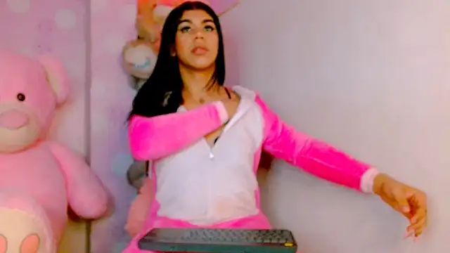 veronica villalba online show from 12.17.24