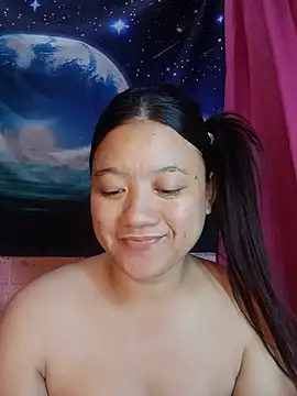 Snapshot of Urchanel chatting on 07.18.26 Urchanel online show from 07.18.26