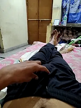 Snapshot of Ronykhatri chatting on 11.01.25 Ronykhatri online show from 11.01.25