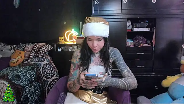 Lilmarieee online show from 12.24.24