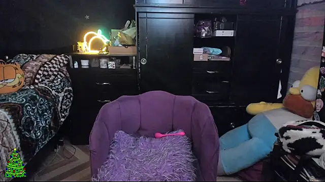 Lilmarieee online show from 12.30.24