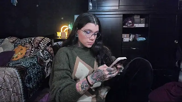 Lilmarieee online show from 02.21.25