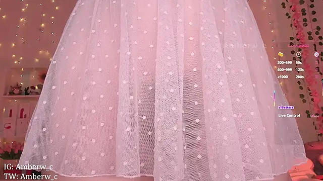 Ambeerouse online show from 10.04.25