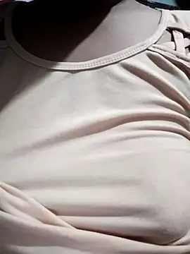 Snapshot of xxyourfantasyxx chatting on 02.17.25 xxyourfantasyxx online show from 02.17.25