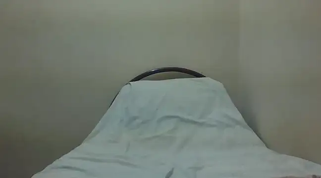 Snapshot of Annerae chatting on 12.29.24 Annerae online show from 12.29.24