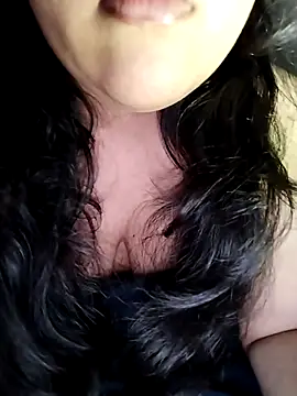 Annerae online show from 04.12.26