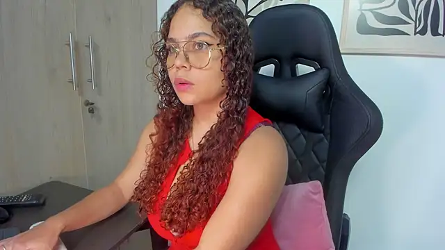 Snapshot of Ash_milk chatting on 04.24.26 Ash milk online show from 04.24.26