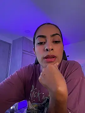 Snapshot of Brown_skin11 chatting on 03.07.25 Brown skin11 online show from 03.07.25