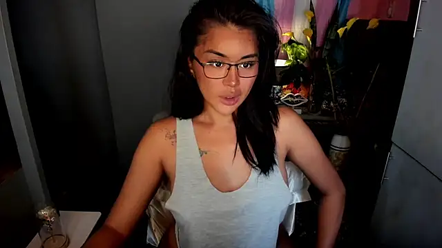 QuiinMollyXxX online show from 03.07.26