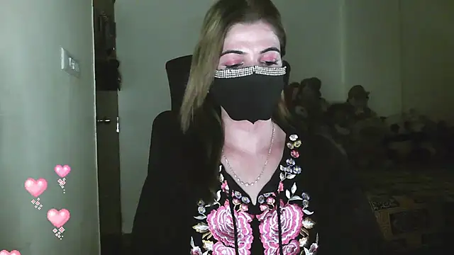 Snapshot of Cute_Sonii chatting on 05.17.26 Cute Sonii online show from 05.17.26